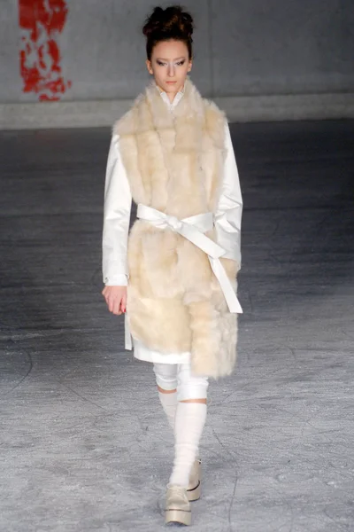 Look 24